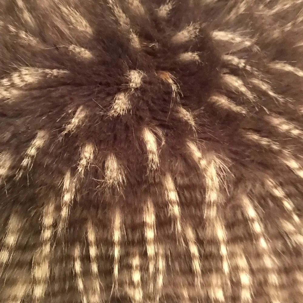 Z Gallerie gray white tipped large lush feather pillow feather/down insert